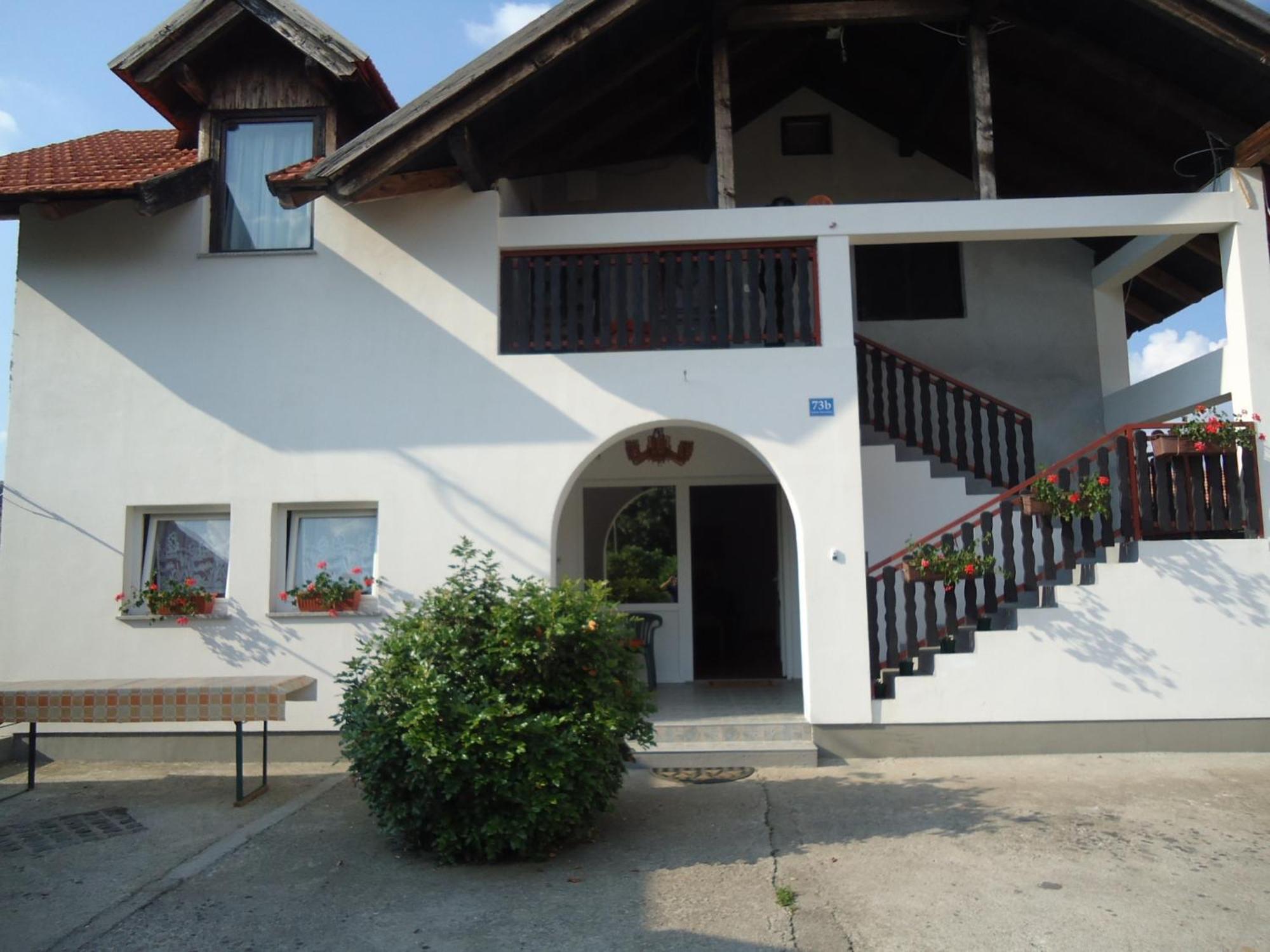 House Ilija Hodak Selište Drežničko Rom bilde